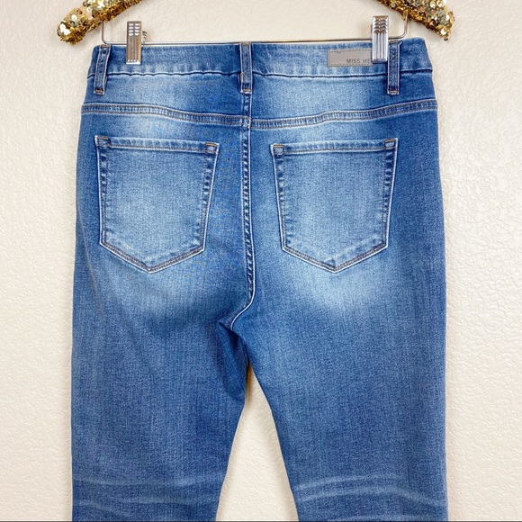 Miss Me • Button Front Basic Crop Boot Jeans - Picture 13 of 15